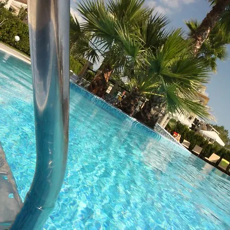 Menada Aphrodita Palace * 阳光海滩