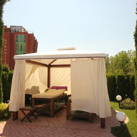Menada Aphrodita Palace 阳光海滩