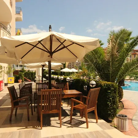 Menada Aphrodita Palace * 阳光海滩