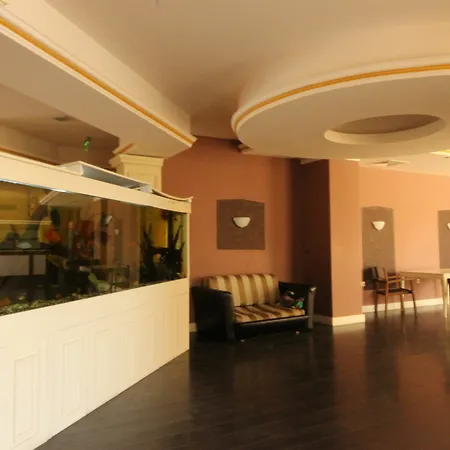 公寓 Menada Aphrodita Palace